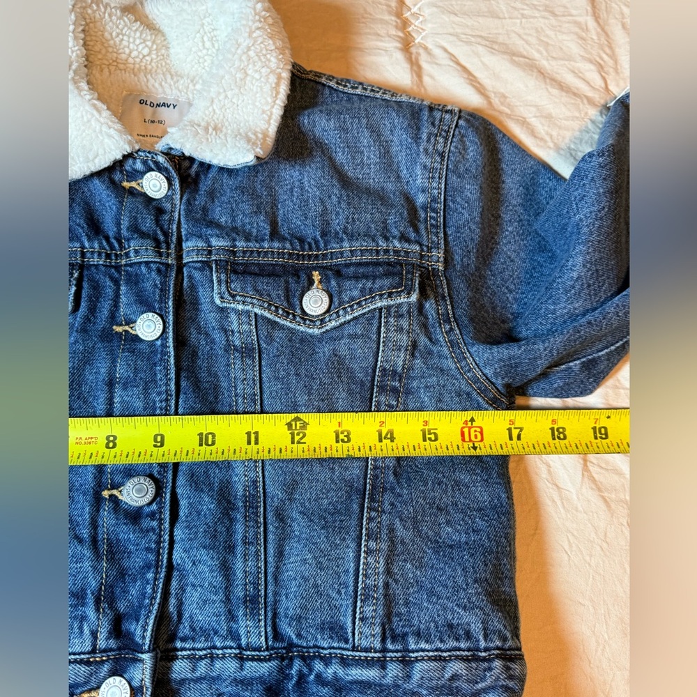 Old Navy Blue Jean Jacket Sherpa Lining Winter Coat size L (10/12) big girls - Picture 8 of 10